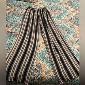 Cute Striped Boho Pants 🍃